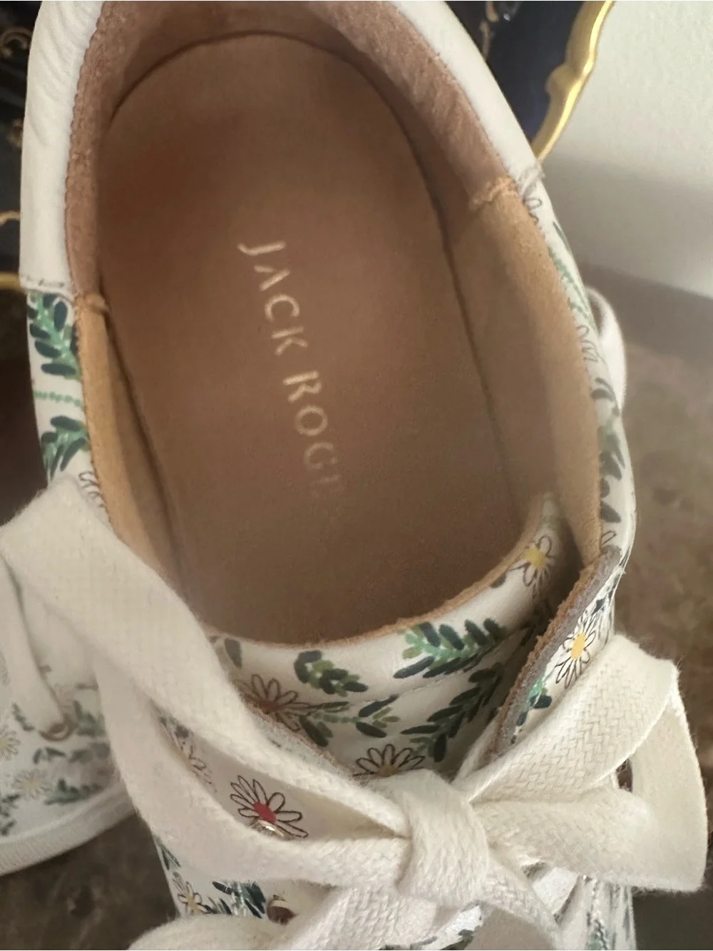 Jack Rogers casual low